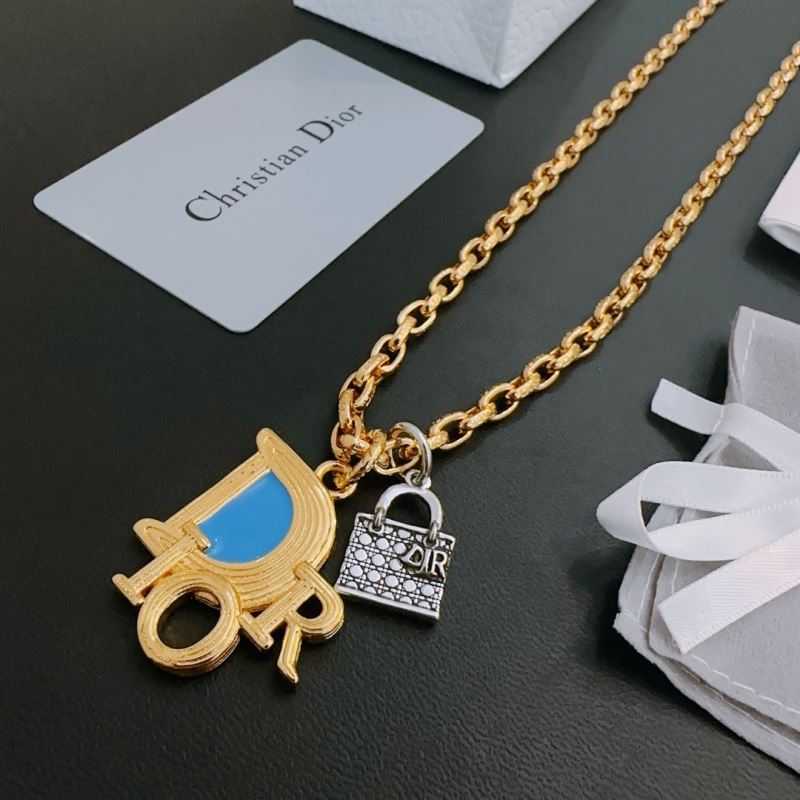 chr1st1an D10r necklaces